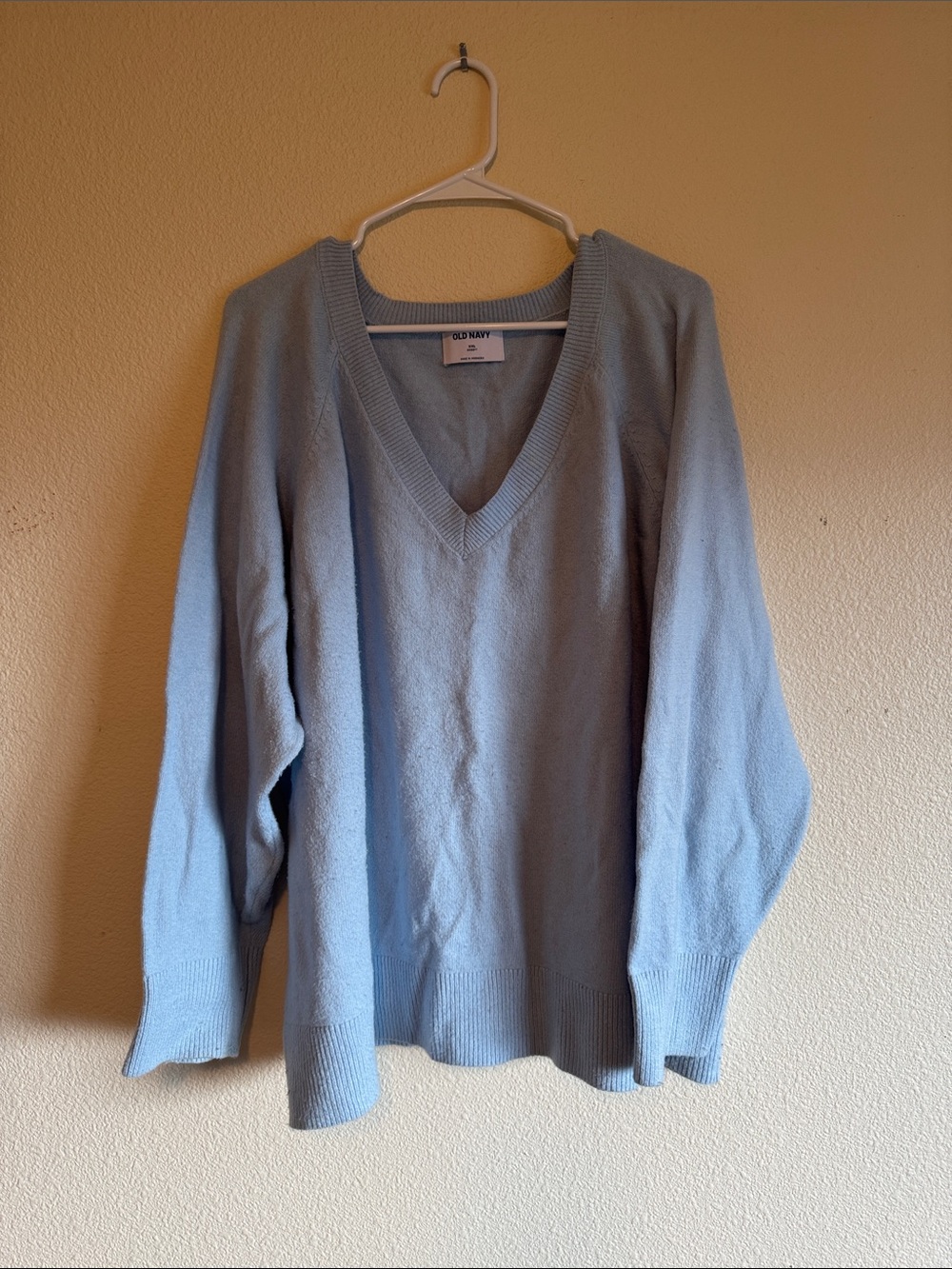 Old Navy Women’s Pale Blue V-Neck Sweater
